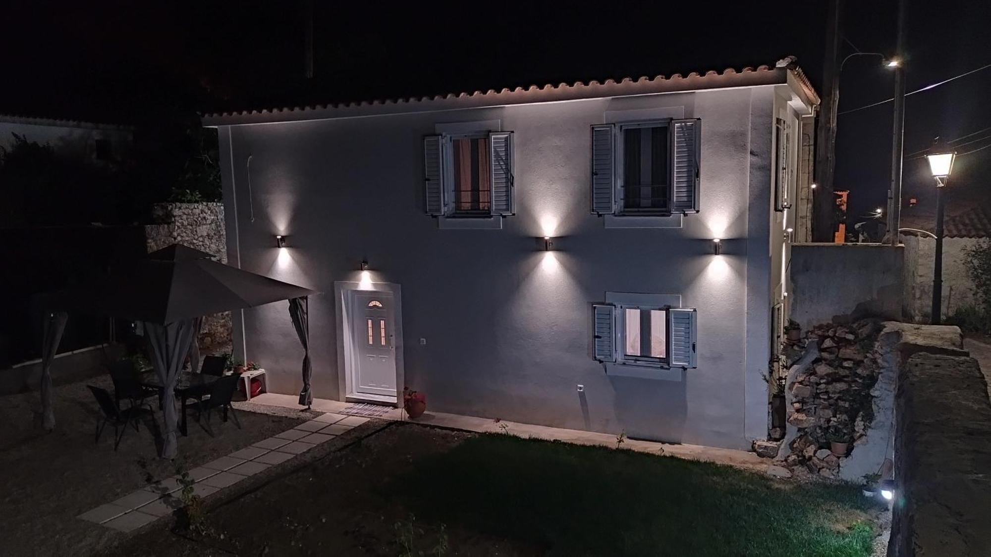Villa Vikou House Yírion Exterior foto